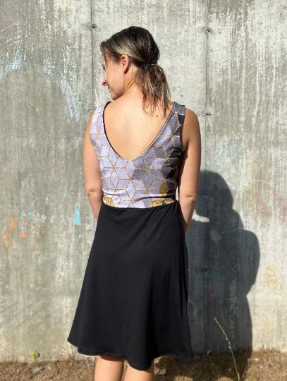 Robe camisole - Dos ouvert et jupe ample - Géo doré